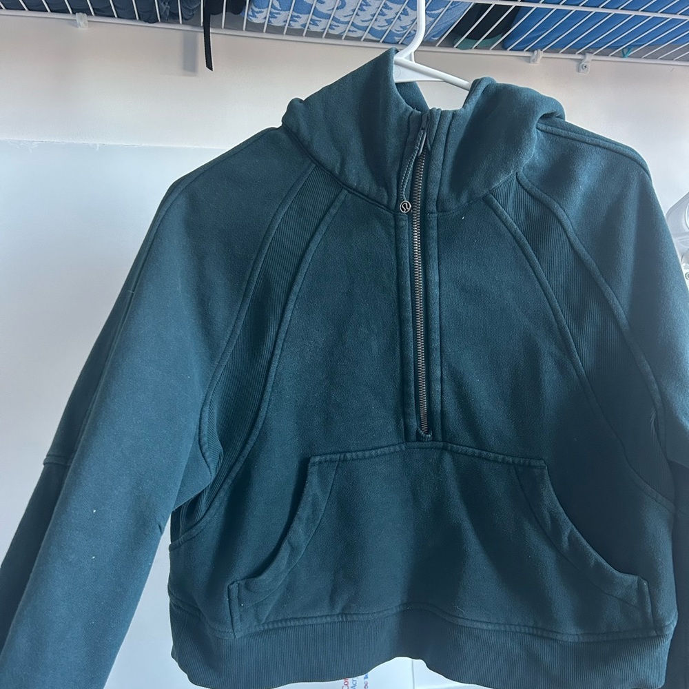 Teal lululemon cropped/hooded scuba xs/s